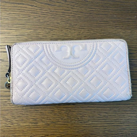 Tory Burch Quilted Blush Pink Leather Wallet - Picture 1 of 9